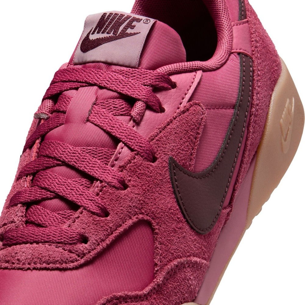 Nike Wmns Terra Manta Suede 'Sweet Beet Burgundy Crush' IM6484 600 - Picture 3 of 11